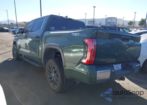 2022 Toyota Tundra Limited z USA, uszkodzony, nr VIN 5TFJA5AB0NX014235